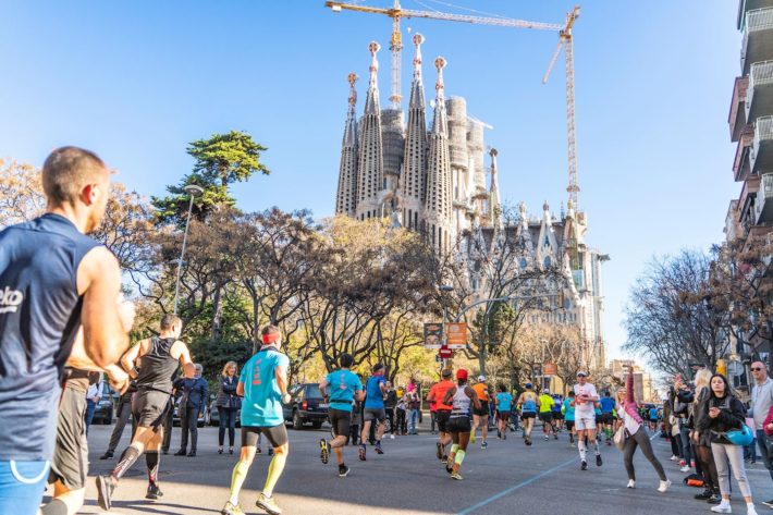 Barcelona Marathon Picture courtesy of World´s Marathons e1581691725141 March in Barcelona