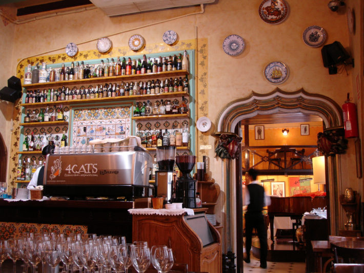 Els Quatre Gats bar corazon de melon flickr e1544021568640 Oldest bars in Barcelona