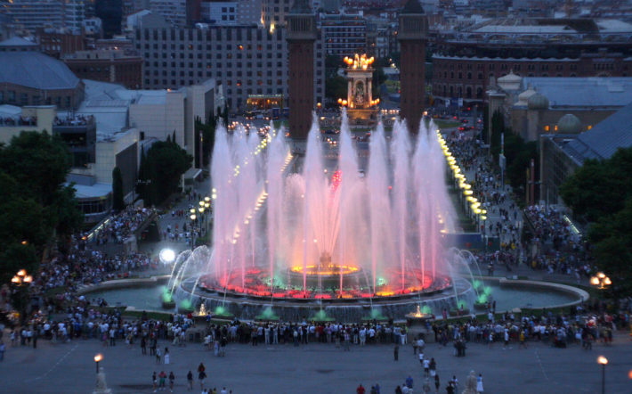 Magic Fountain show Picture courtesy of Barcelona Connect e1563962566882 August in Barcelona