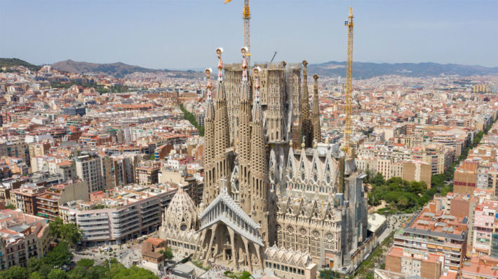 Sagrada Familia Picture courtesy of Science HowStuffWorks e1584113100302 April in Barcelona