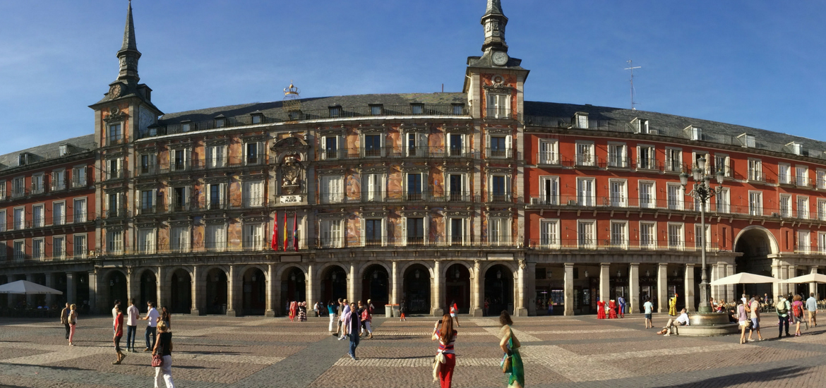 Plaza Mayor by Kris Arnold | flickr