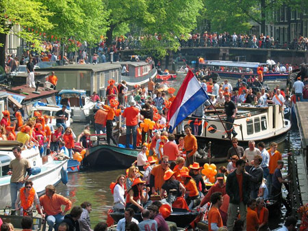 La festa della regina.Amsterdam