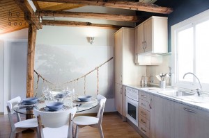 latina-atico-apartment-kitchen-madrid-b(1)
