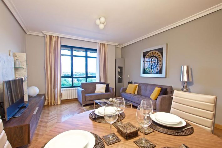 latina nature apartment madrid living dining room 2 2 e1535455000547 September in Madrid