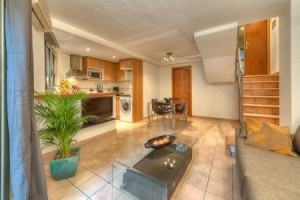 neptuno-apartment-barcelona-living-room-b