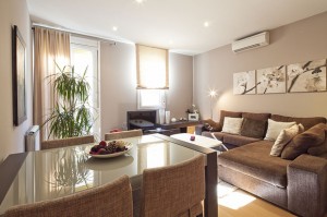 via-apartment-barcelona-diningroom.a_b