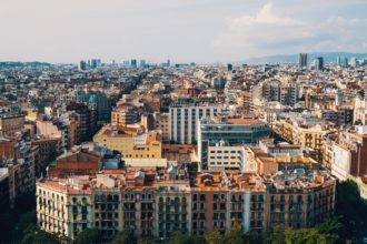 Eixample district by Erwan Hesry | Unsplash